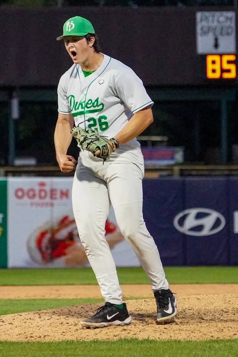 York's Ryan Sloan (26) reacts after ending the game on a strike out defeating McHenry to win the class 4A Kane County supersectional at Northwestern Medicine Field in Geneva on Monday, June 3, 2024.