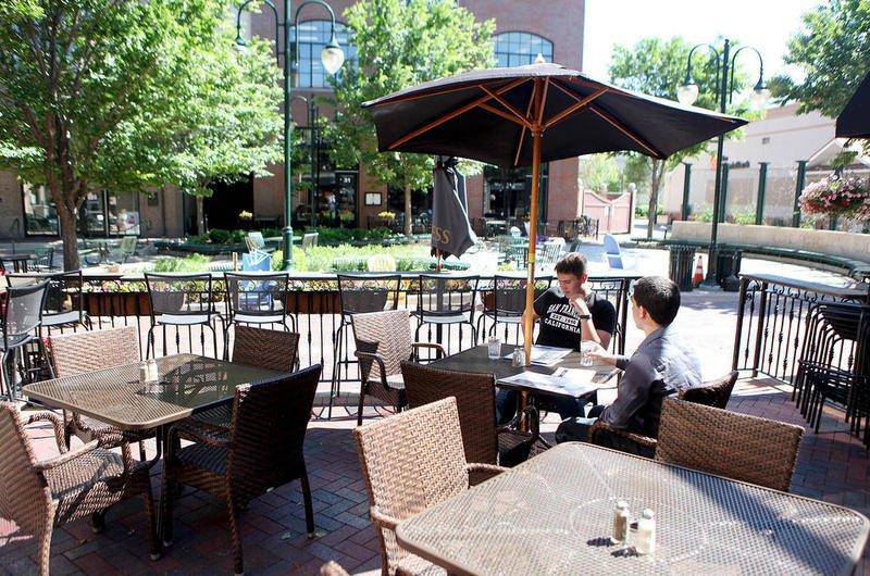 With restaurants and bars being able to start serving customers in outdoor seating areas starting Friday, St. Charles is allowing them to create temporary outdoor dining areas.