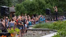 Live & Uncorked concert series to return to Blackberry Farm with music, food