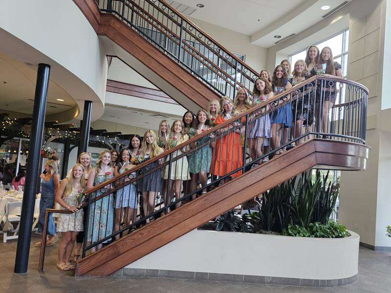 On June 18, the Lincoln-Way Area Business Women’s Organization honored its 26 scholarship recipients at a celebration dinner at Gatto’s in New Lenox.