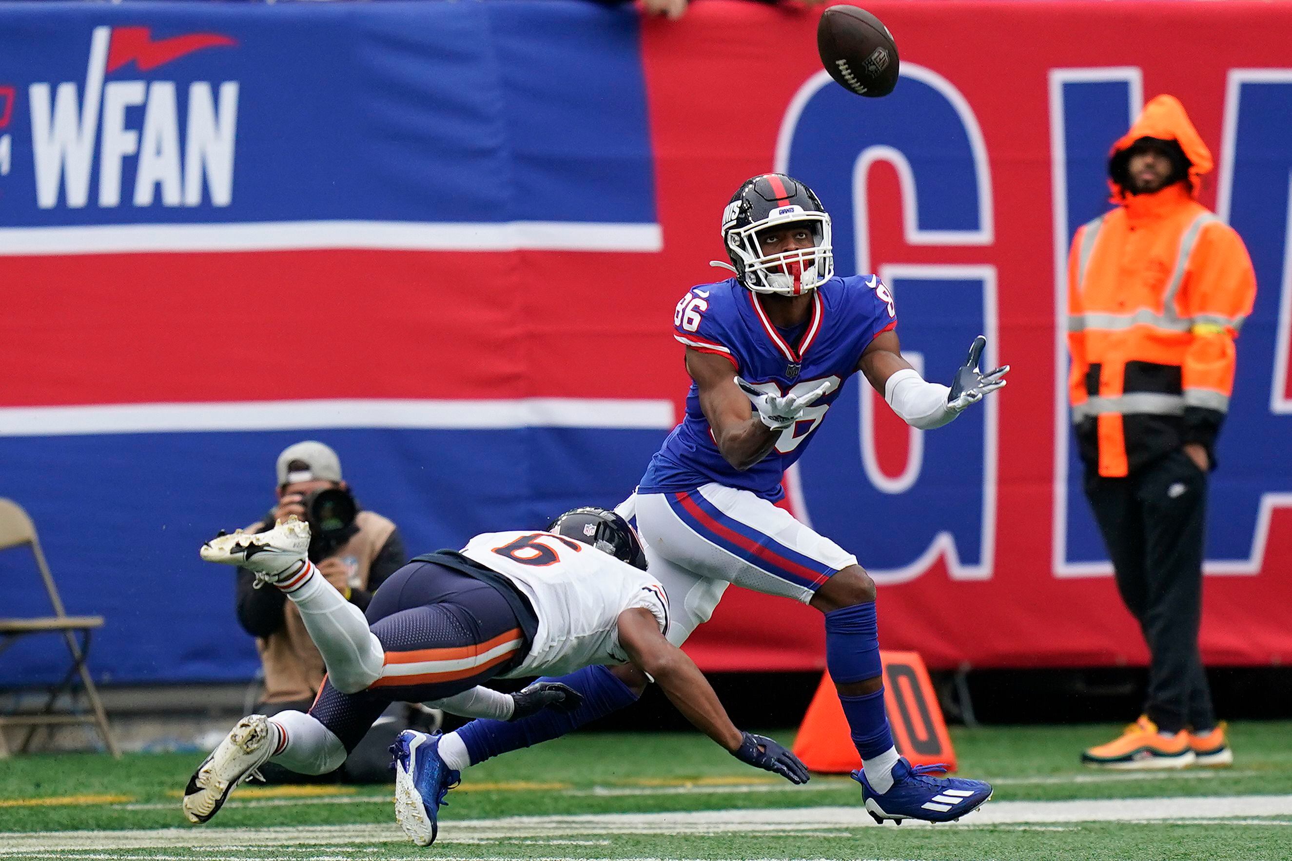 New York Giants wide receiver Darius Slayton (86) gets tackled by