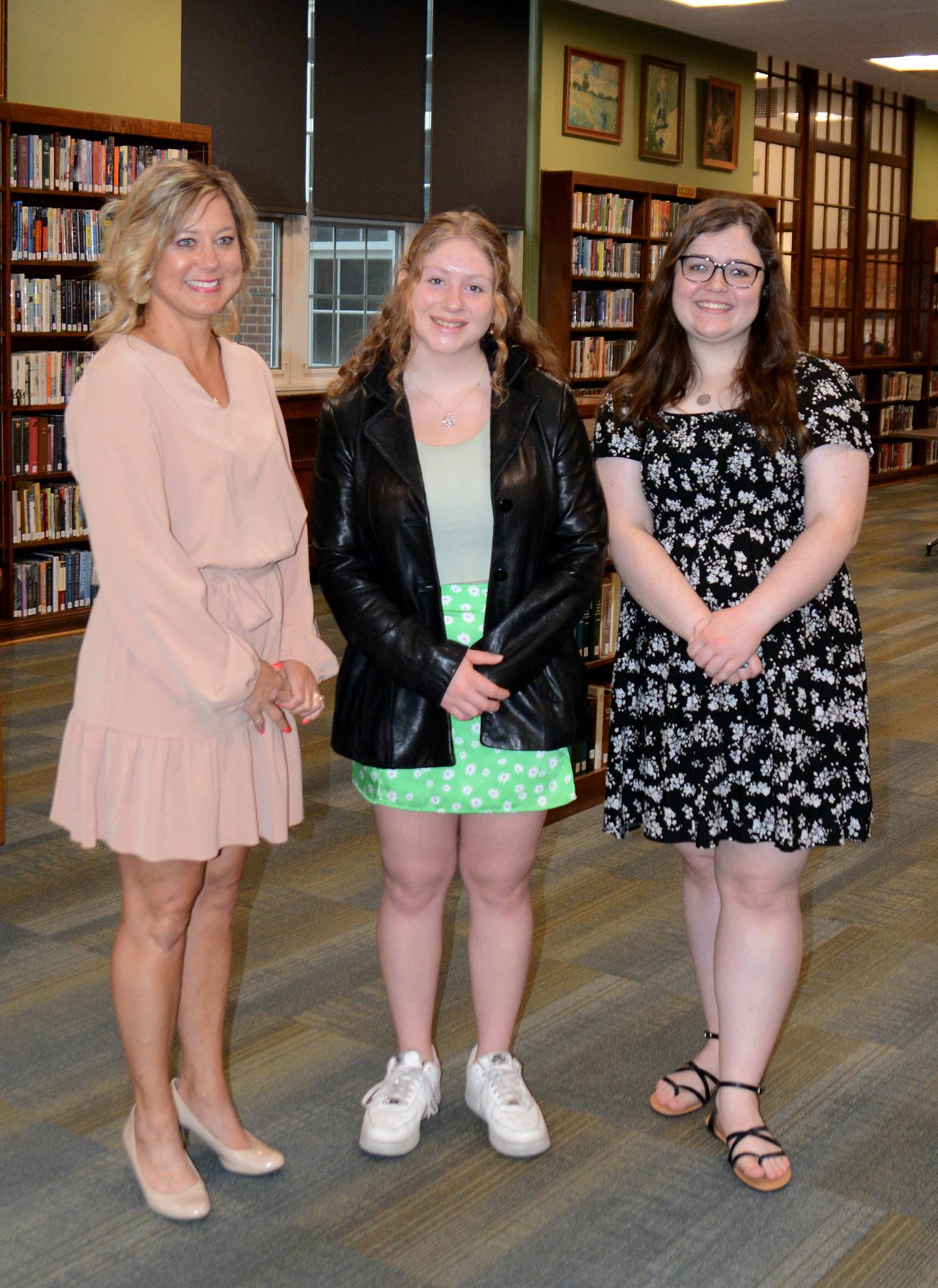 La Salle-Peru High School announced this year’s recipients of the Edward and Hilda Snow Scholarship. They are graduating seniors Francesca Eggersdorfer (middle) and Mary Kuzma (right). The scholarship was presented by Tammy Humpage (left) of Hometown National Bank.