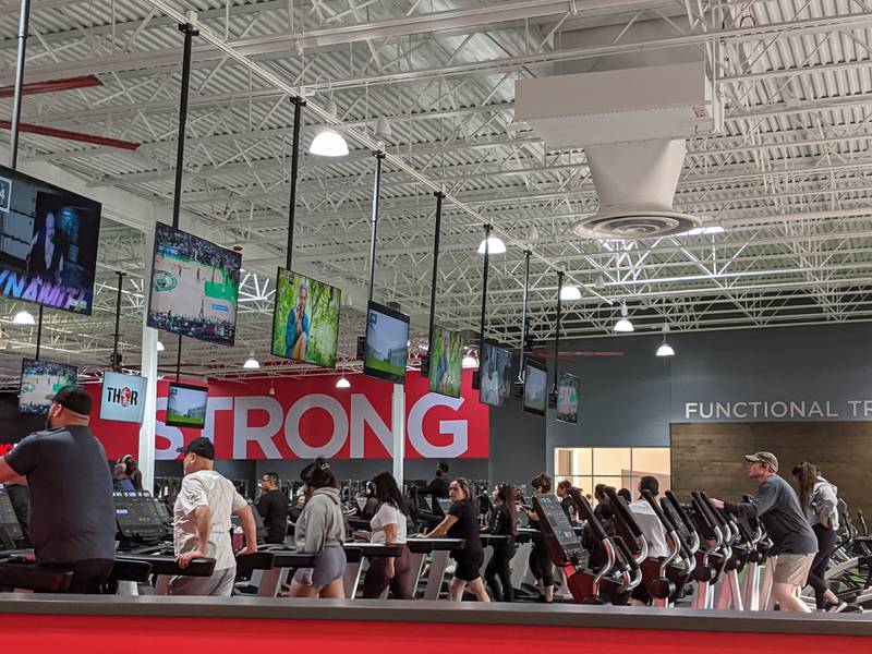 VASA Fitness opened on April 27 in the long-vacant former Dominick's building in the Oswego Commons shopping center on Route 34 in Oswego. The space at 3010 Route 34 had been vacant since the grocery store closed in 2013.