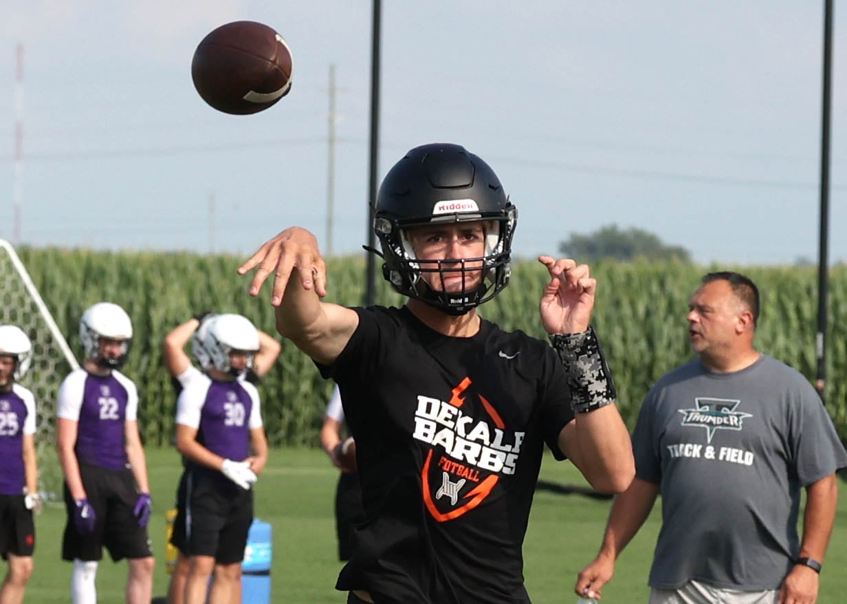 Second-year DeKalb QB Cole Latimer focused on getting Barbs to playoffs