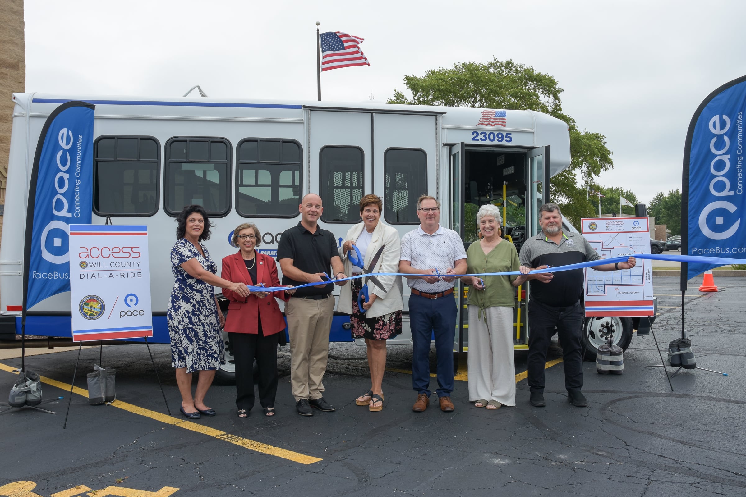 Will County Executive Jennifer Bertino-Tarrant, Pace Suburban Bus leadership, and the Mayors of Braidwood and Wilmington cut the ribbon on the Access Will County Dial-a-Ride program, which has expanded into Southwest Will County. (From left to right: Wilmington City Administrator Jeannine Smith, Pace Executive Director Melinda Metzger, Wilmington Mayor Ben Dietz, County Executive Jennifer Bertino-Tarrant, Pace Chairman Rick Kwasneski, Braidwood Mayor Karen Hart, and Braidwood City Administrator Tony Altiery).